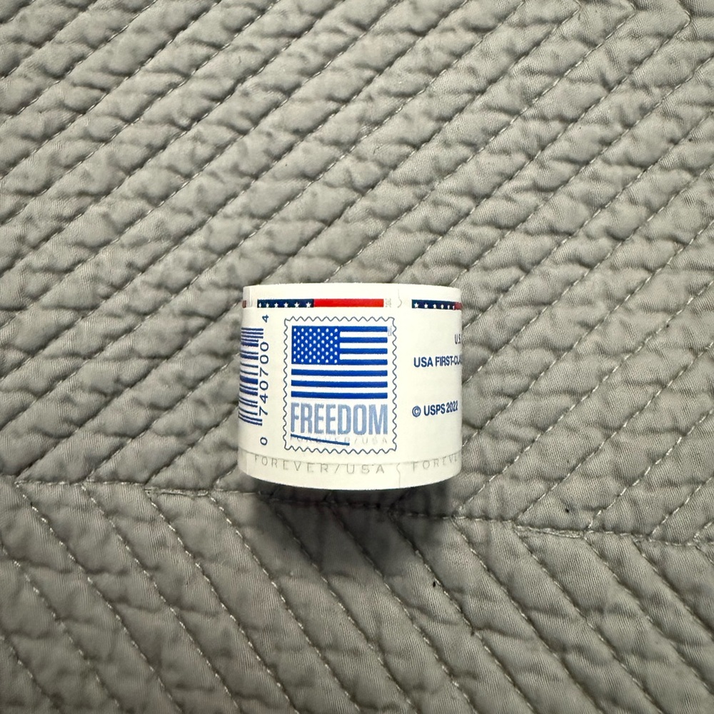Coil of 100 USPS Forever Stamps Freedom US Flags 2023 MNH USA Postage Roll